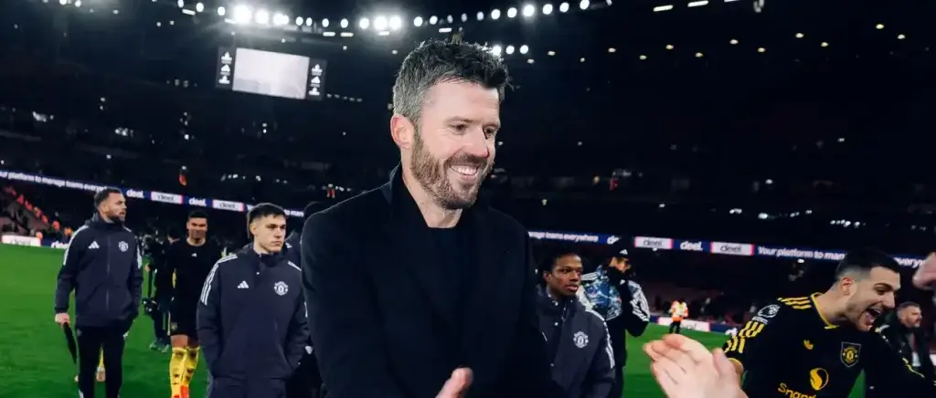 Michael Carrick Manchester United manager celebrating a 3-2 victory against Arsenal at the Emirates Stadium 2026