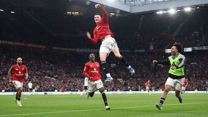 Man Utd 3-2 Fulham: Sesko scores late winner as Devils return to EPL top four